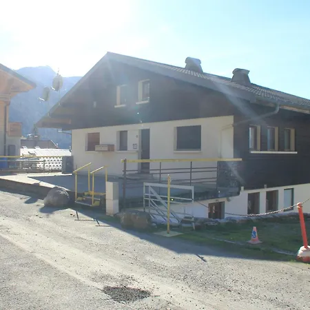 Chouta Cht5 Center & Telecabine 4pers * Châtel